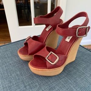 Chloe Wedges